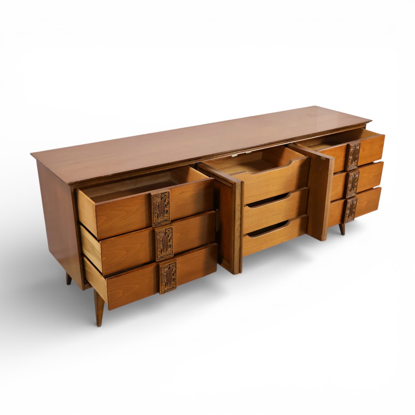 Bassett Mayan Vintage Mid Century Modern Tiki 9 Drawer Lowboy Dresser c. 1960s