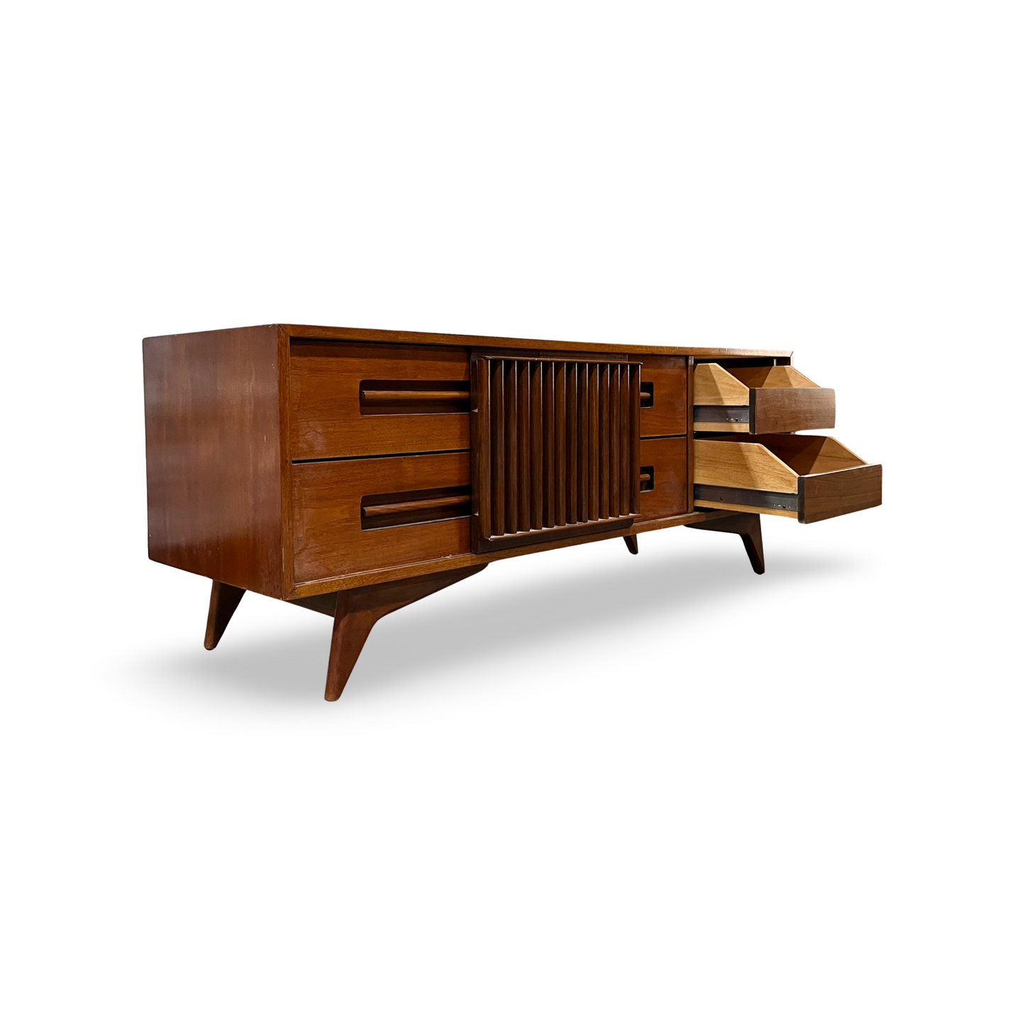Young Manufacturing Vintage Mid Century Modern Low Profile Credenza Dresser c. 1960s
