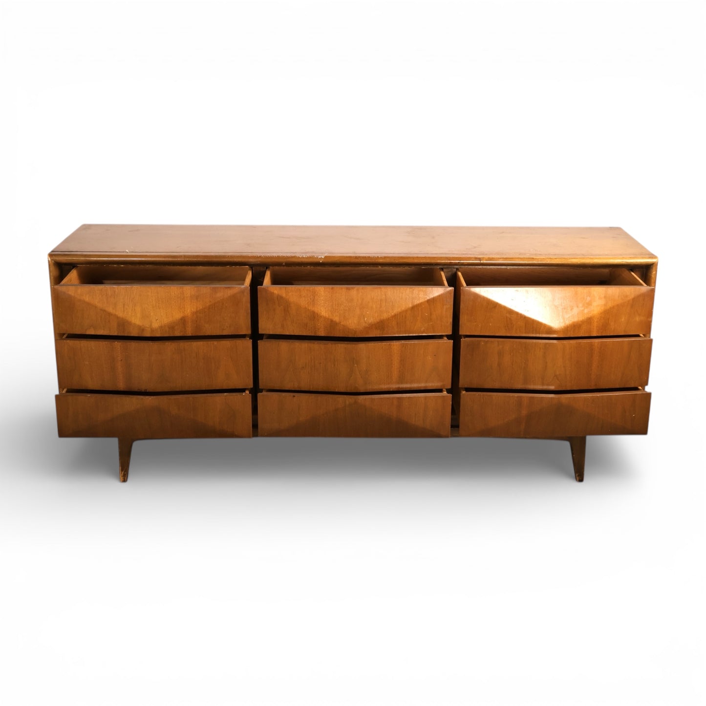 United Furniture Diamond Front Vintage Mid Century Modern 9 Drawer Lowboy Dresser c. 1960s