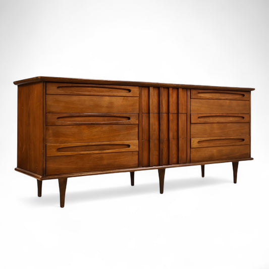 American of Martinsville Vintage Mid Century Modern Brutalist Lowboy Dresser c. 1960s