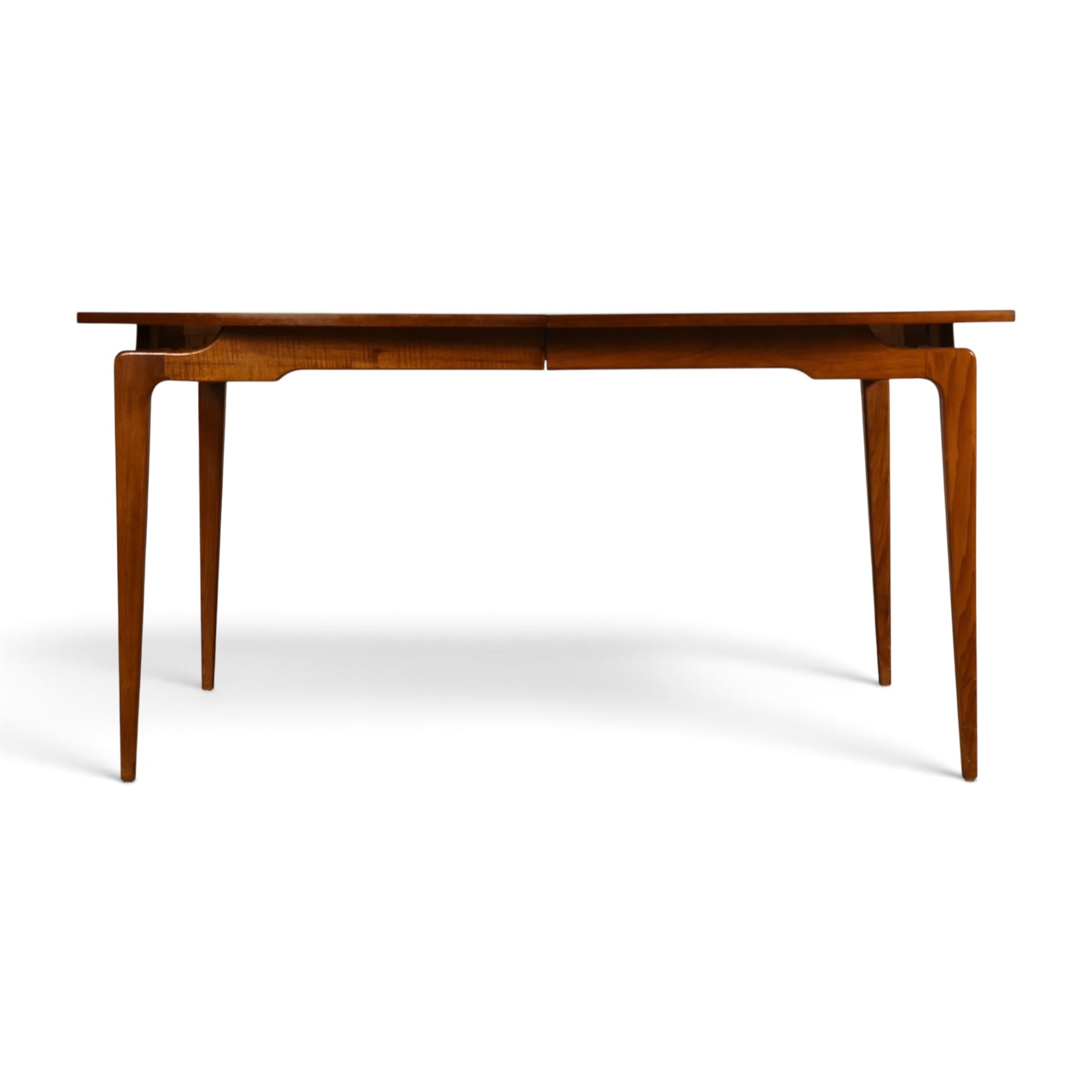 Young Manufacturing Contour dining table front elevation with sculpted open leg brackets