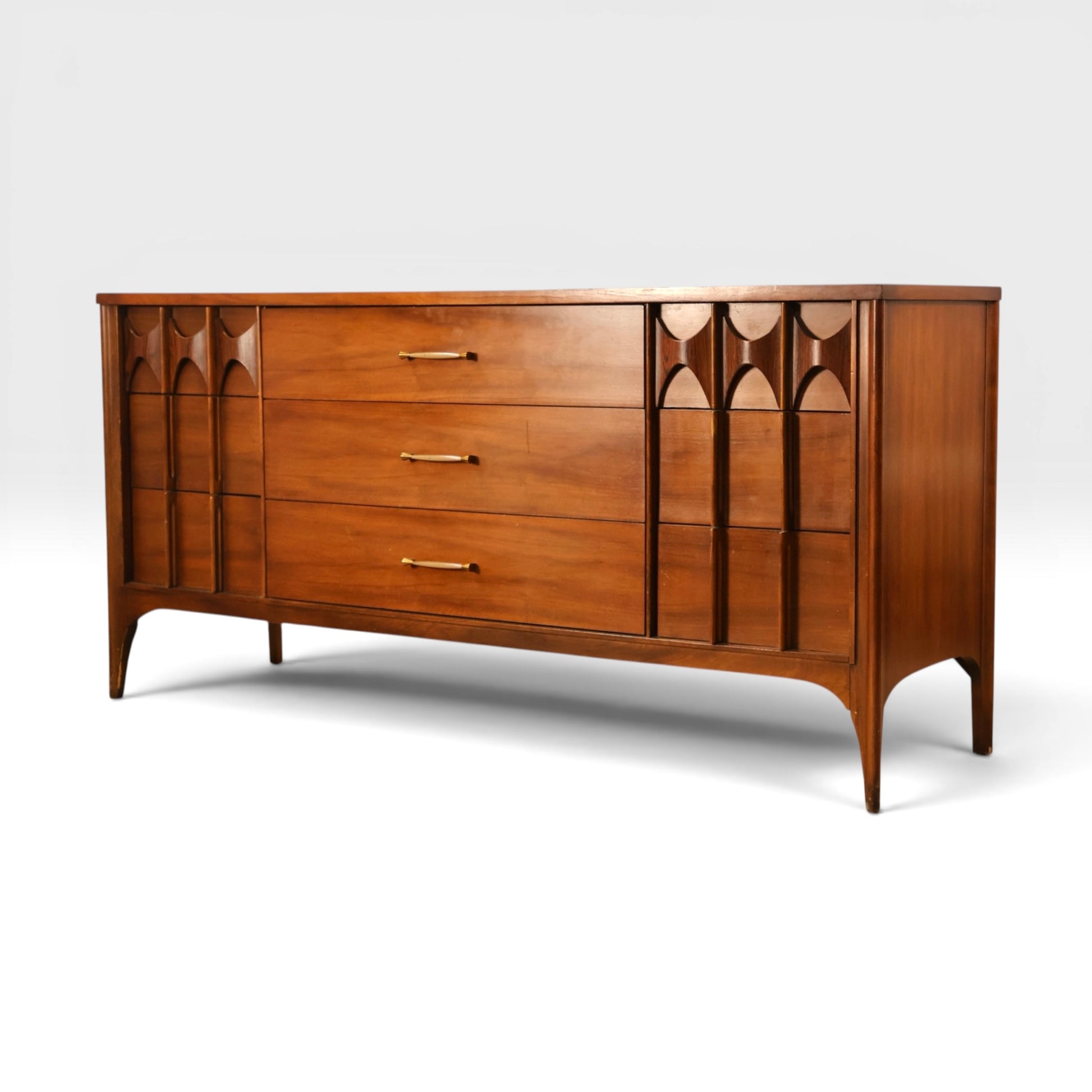 Kent Coffey Perspecta Vintage Mid Century Modern Lowboy Dresser c. 1960s