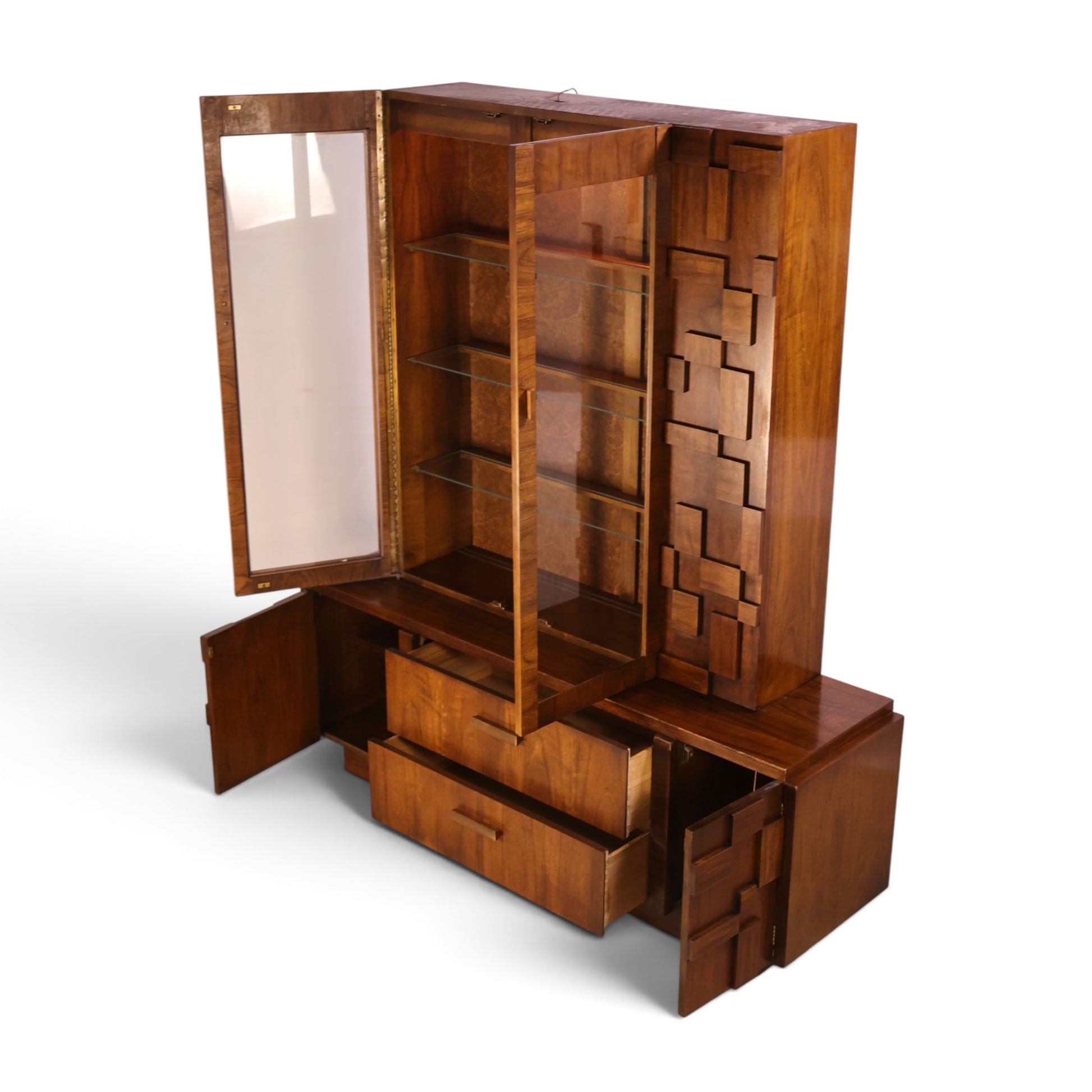 Lane Staccato china cabinet detail view