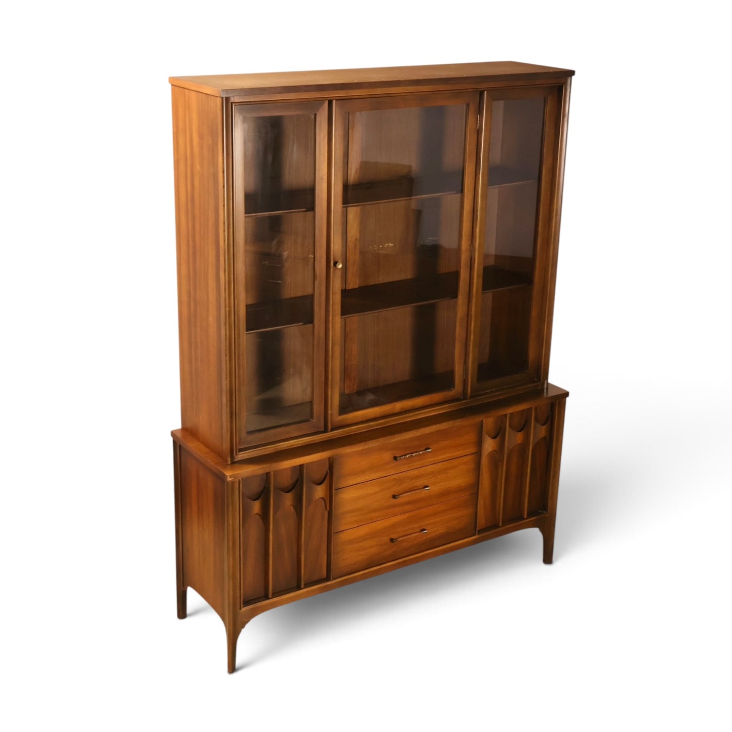Kent Coffey Perspecta china cabinet walnut grain detail