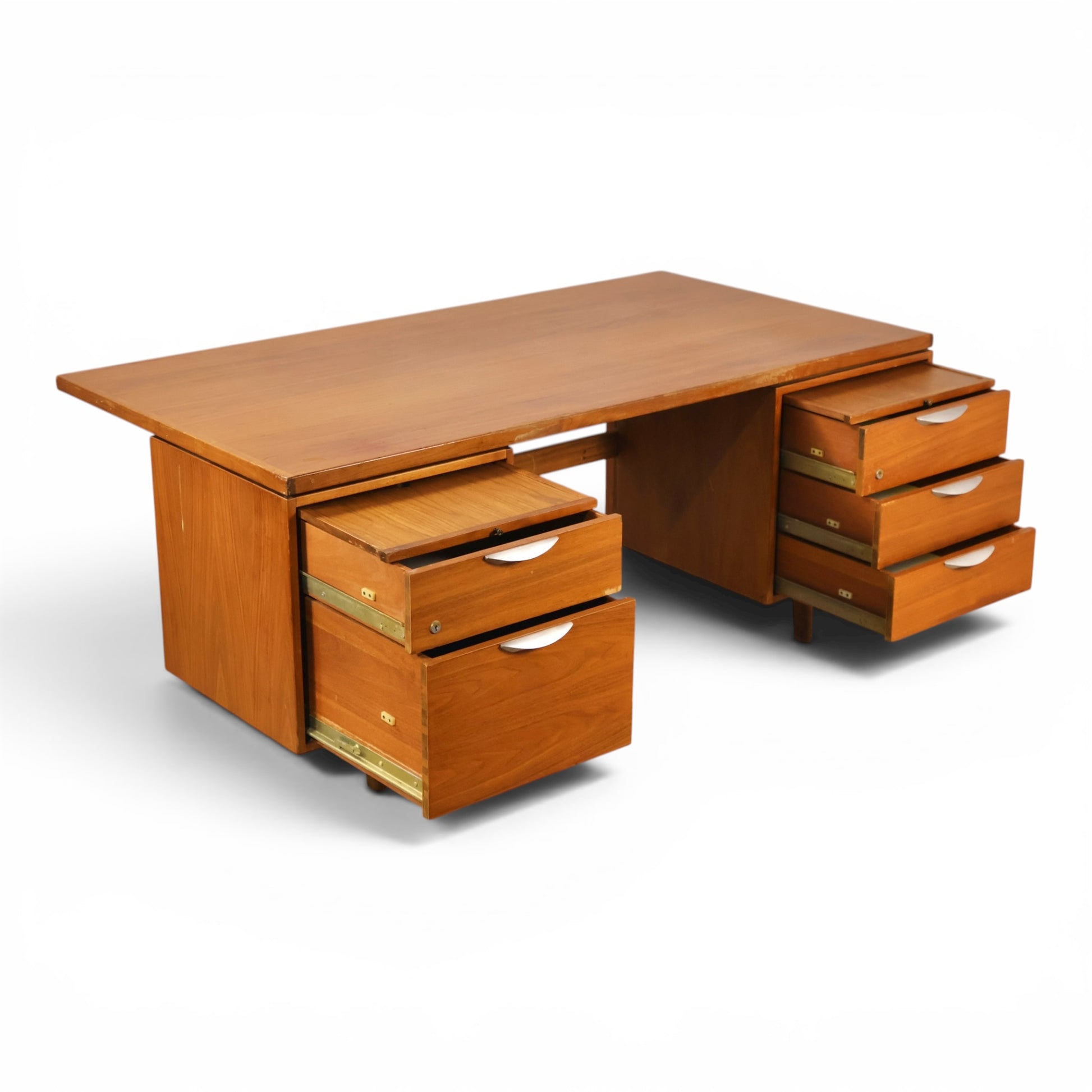Jens Risom desk kneehole and double pedestal detail