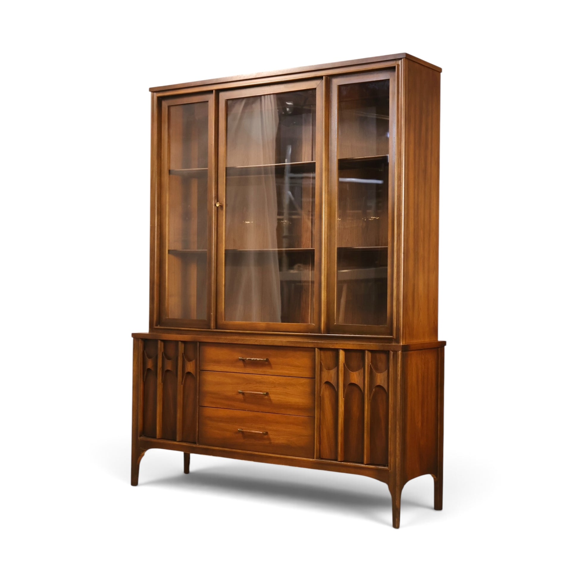 Kent Coffey Perspecta china cabinet tapered leg and apron detail