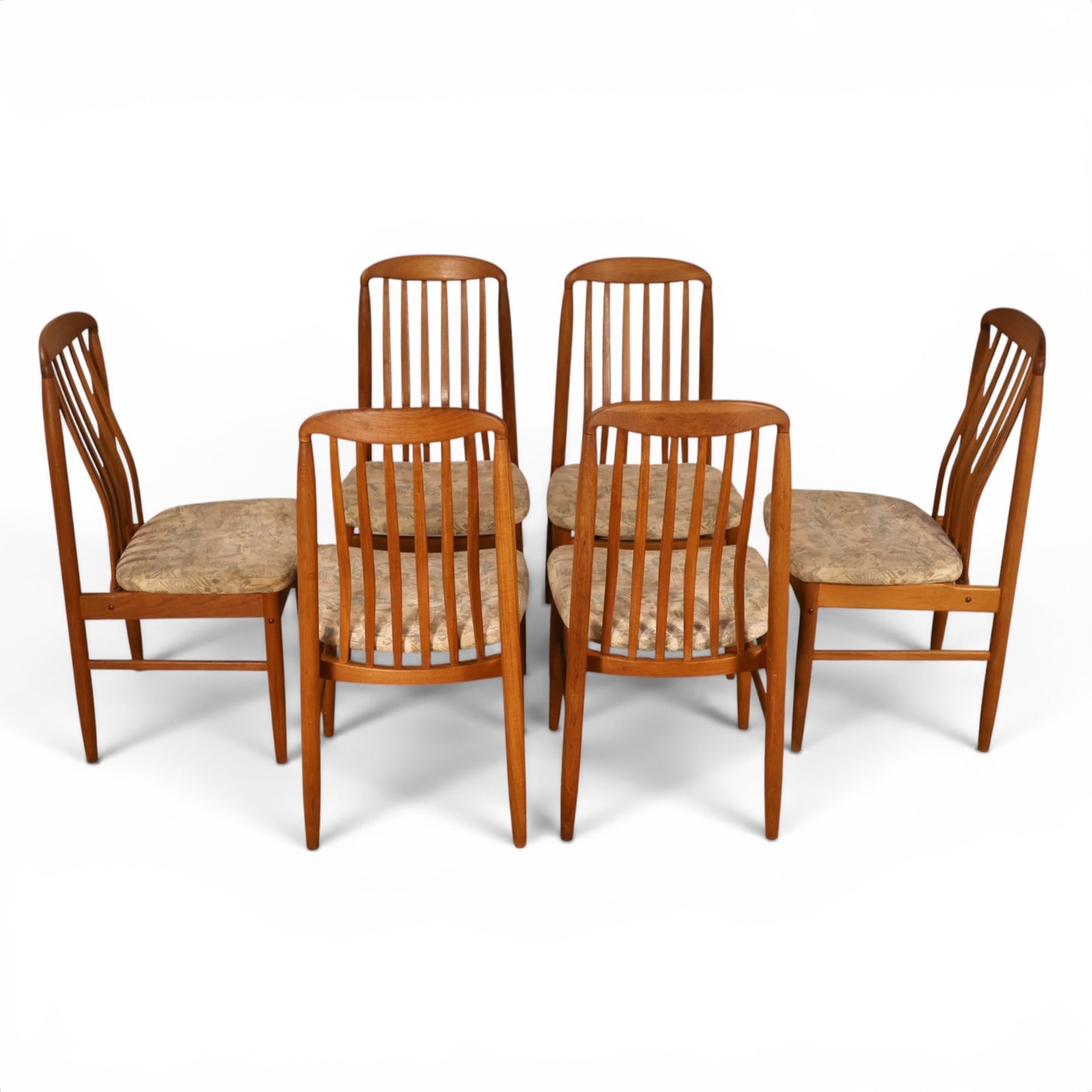 Benny Linden teak dining chair seat and frame detail