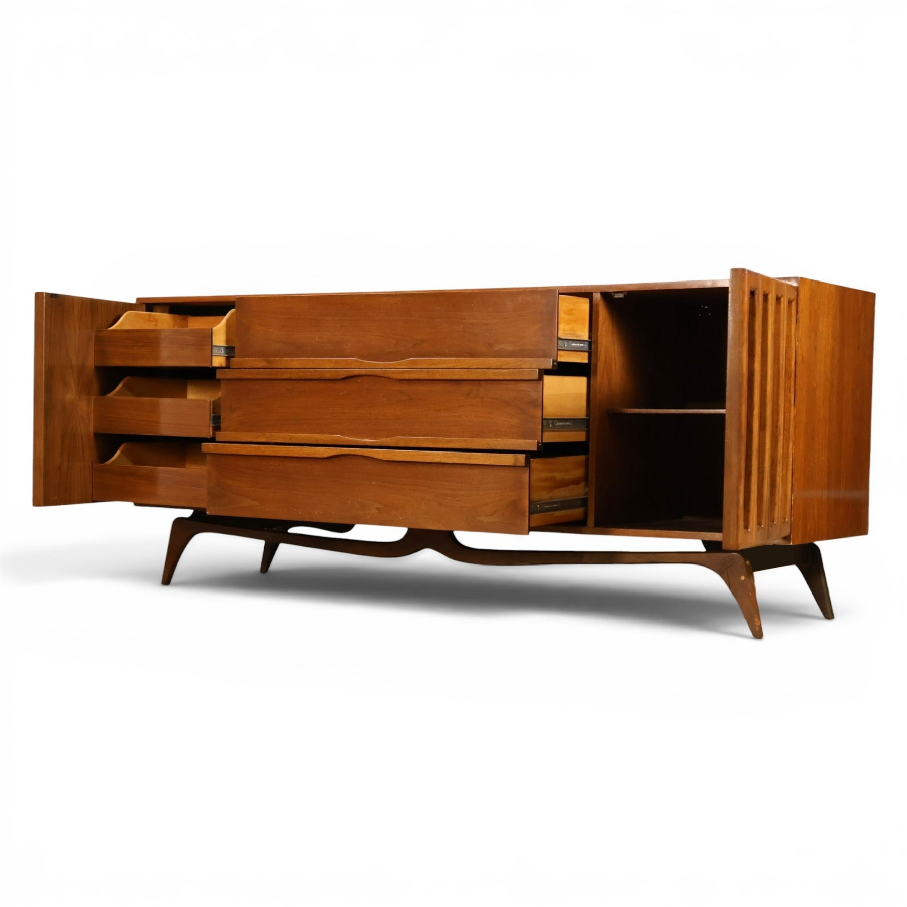 Tobago lowboy dresser hardware detail