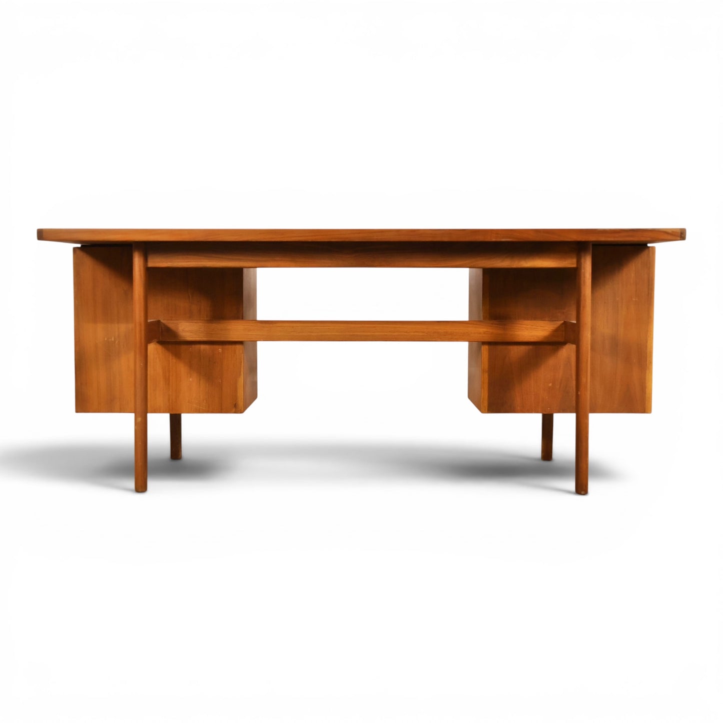 Jens Risom desk corner and edge detail