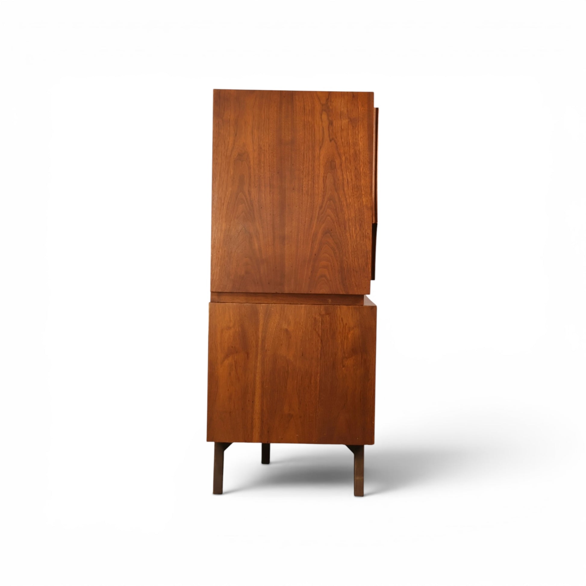 Specialty Woodcraft highboy separated top chest on legs