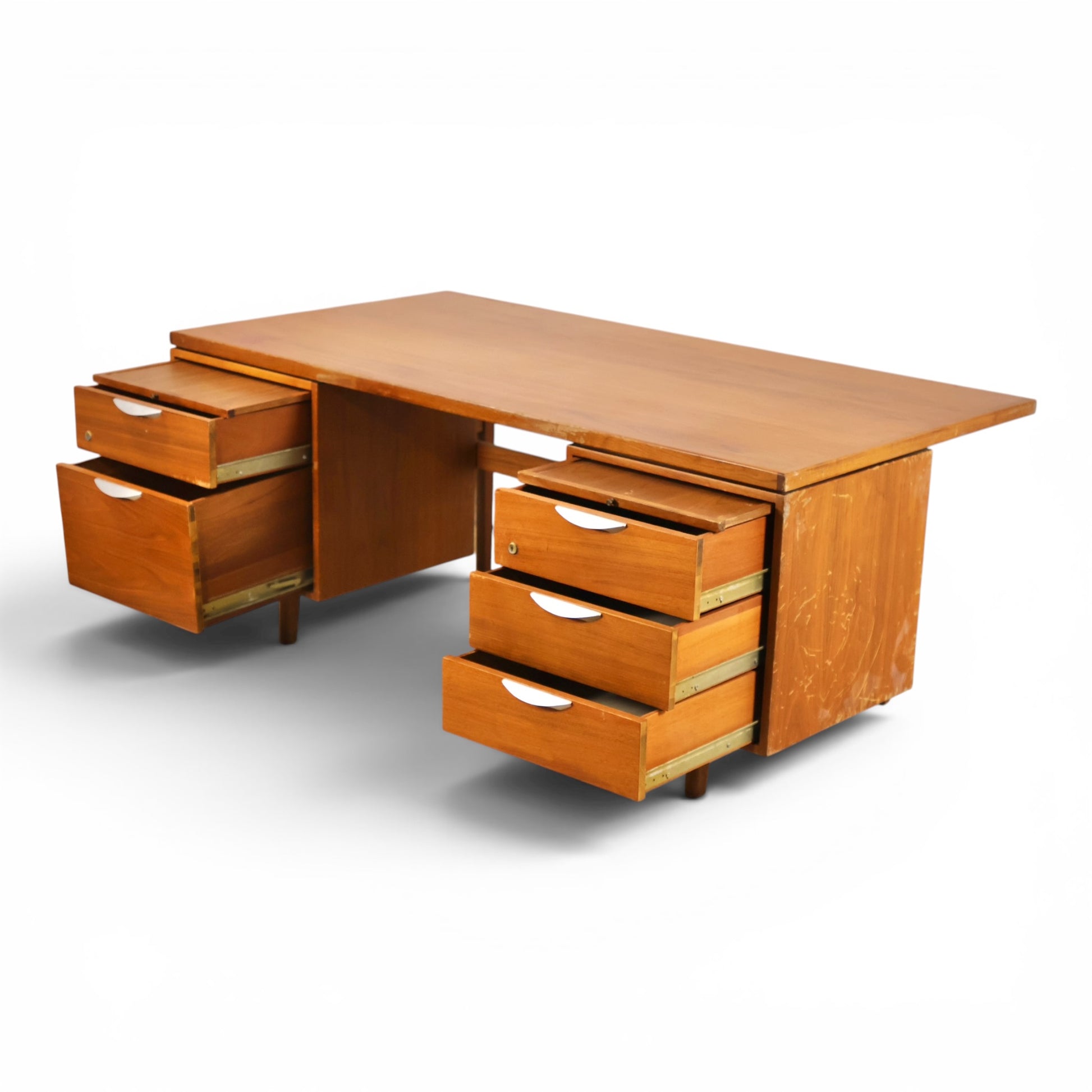 Jens Risom walnut desk detail of grain and finish