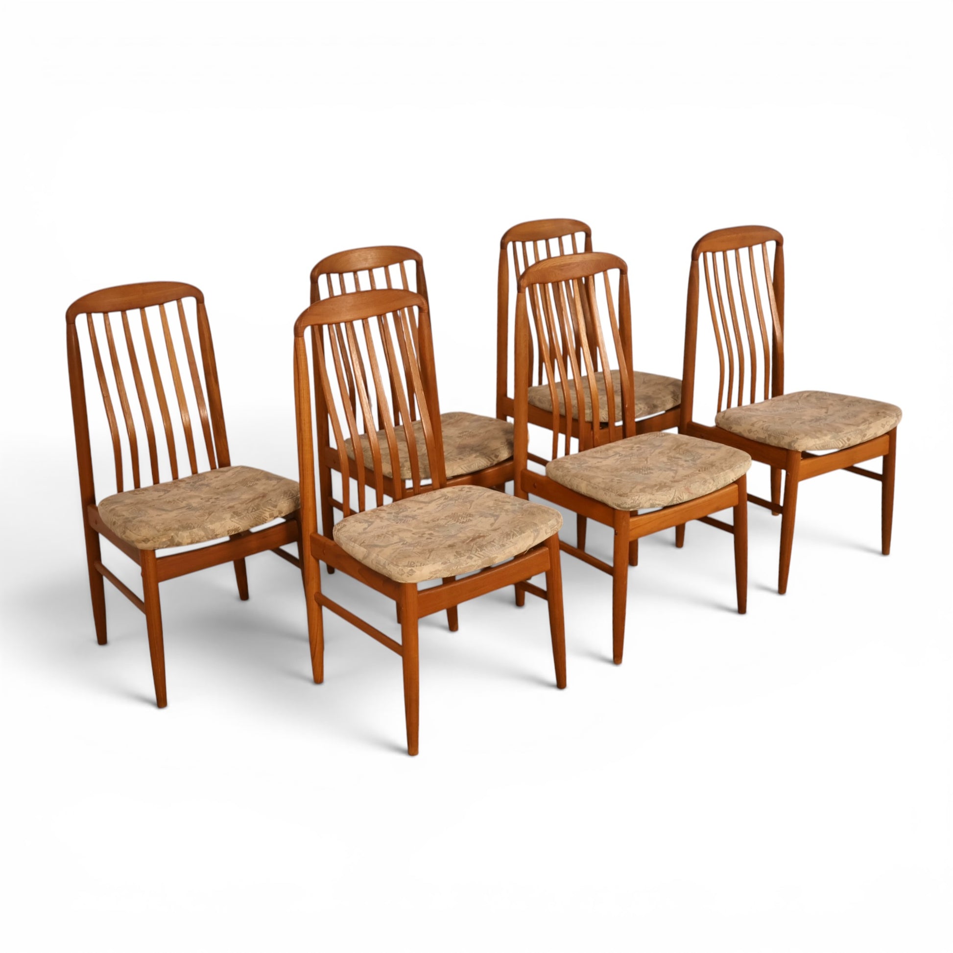 Benny Linden teak dining chair side profile