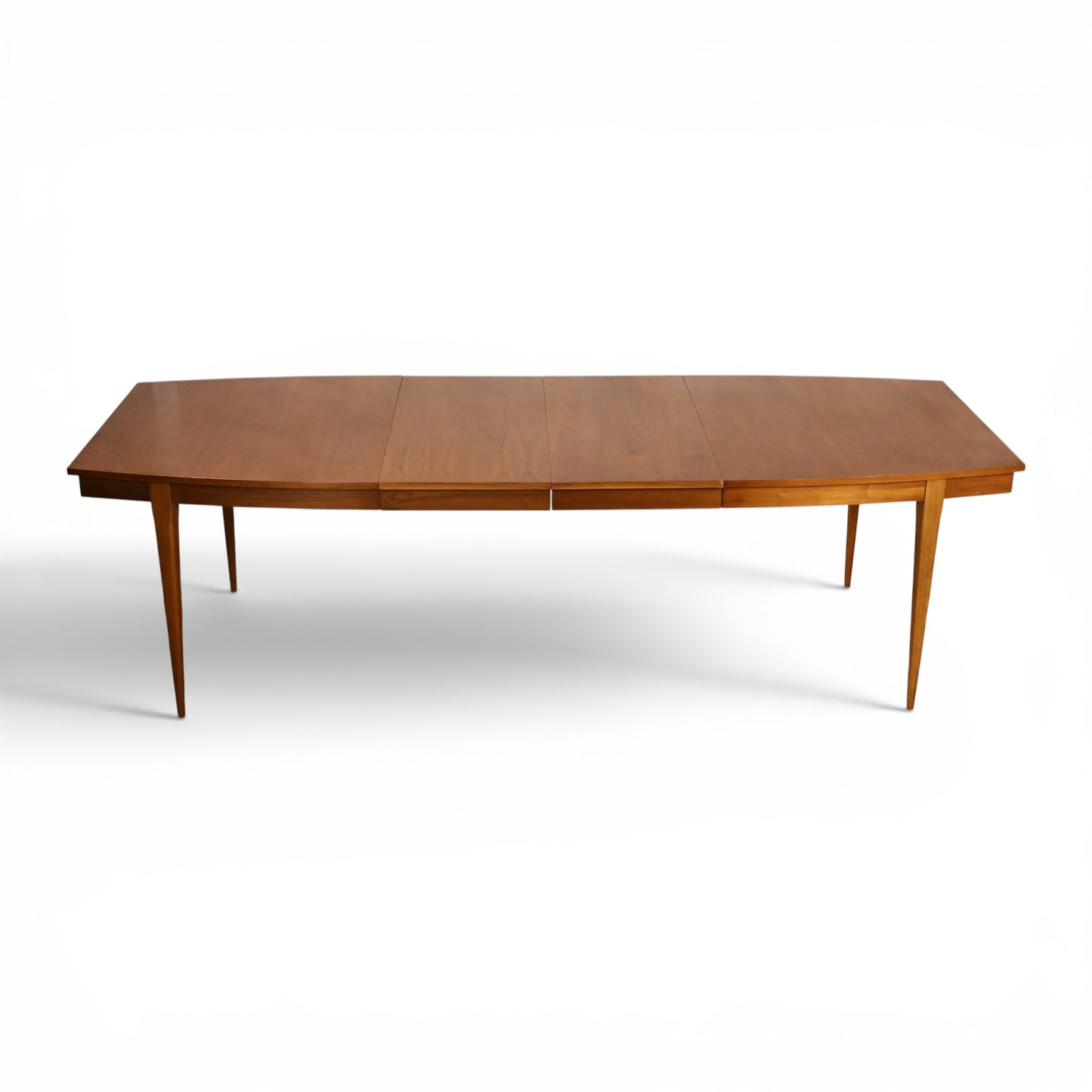 Young Manufacturing dining table fully extended side view