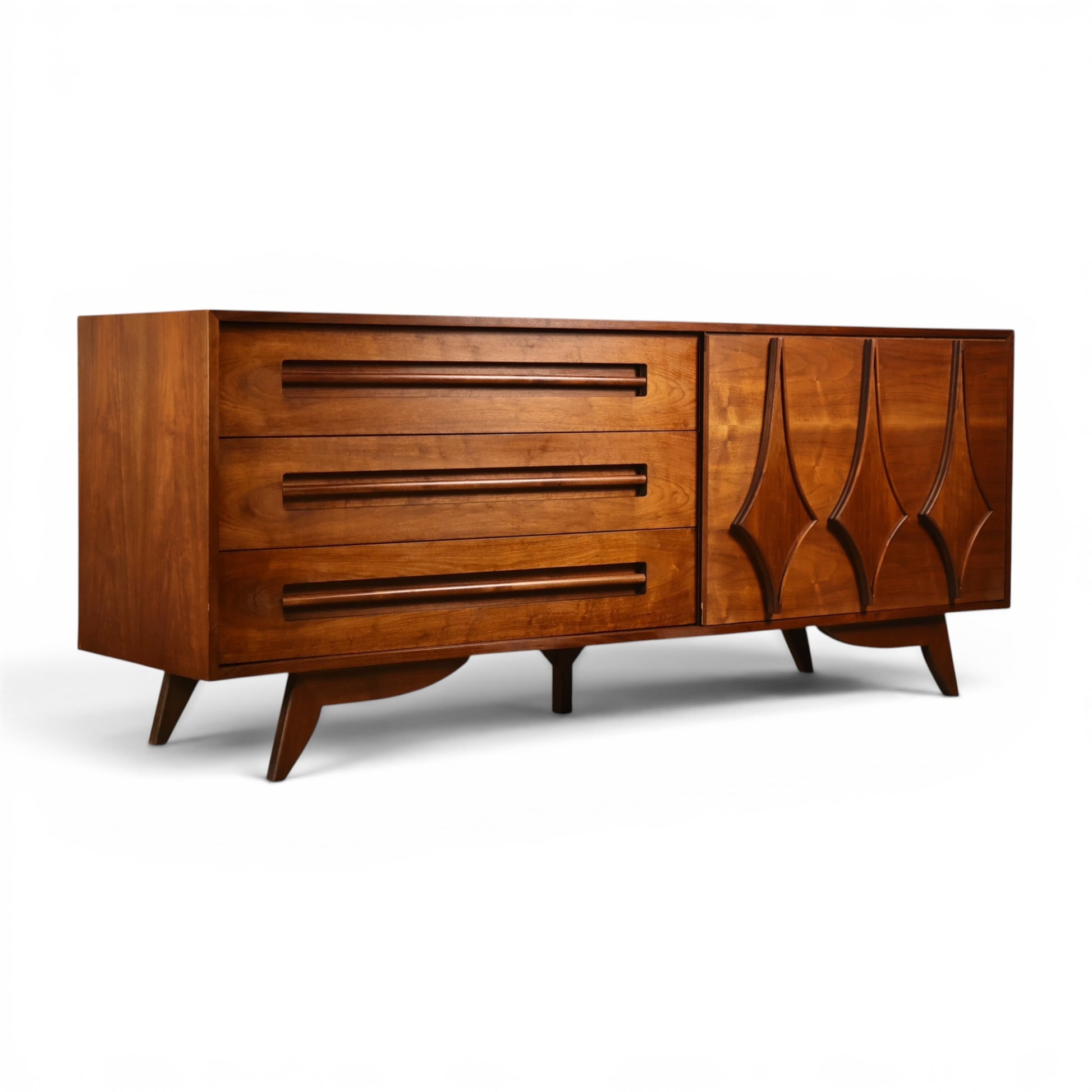 Specialty Woodcraft Vintage Mid Century Modern Sculpted Diamond Lowboy Dresser c. 1960s