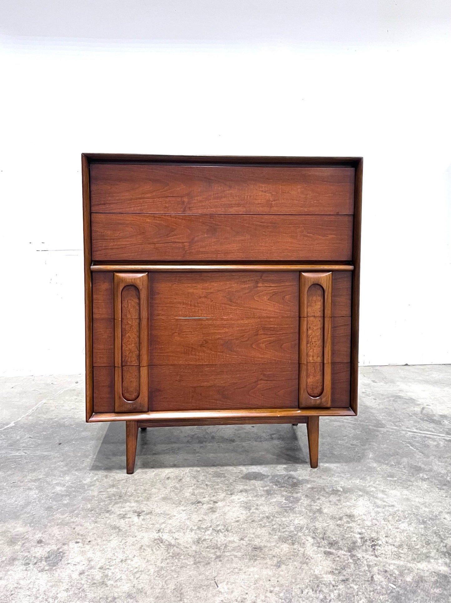 Lane “Summit Collection” 5 Drawer Mid Century Modern Highboy Dresser c. 1960s