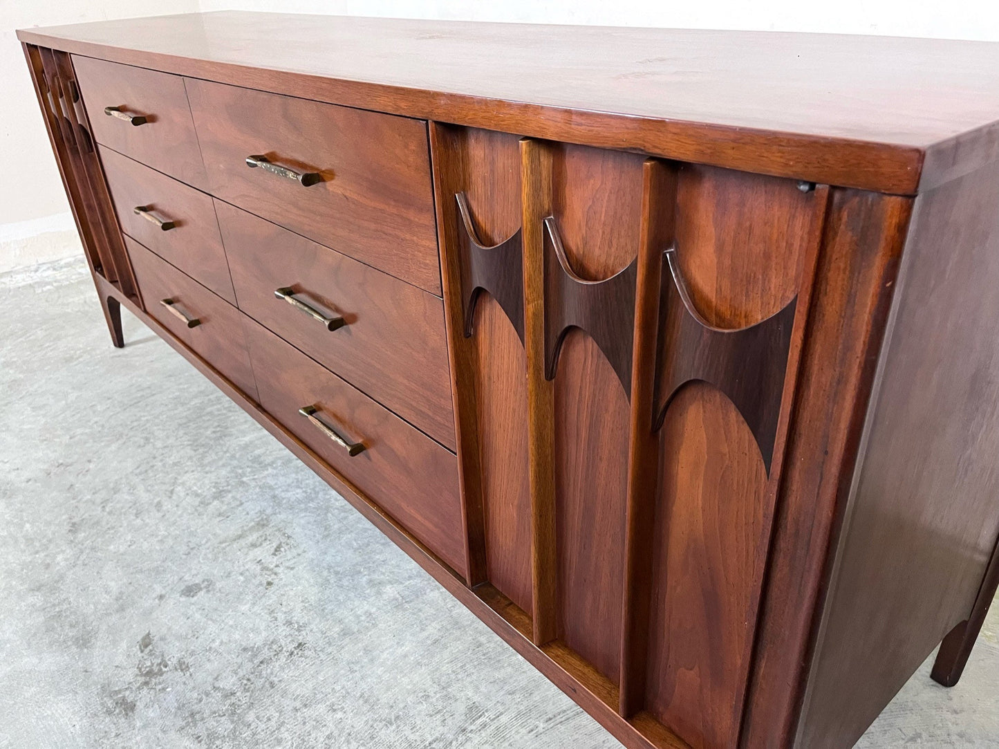 Mid-Century Modern Kent Coffey dresser from the Perspecta line with abundant storage