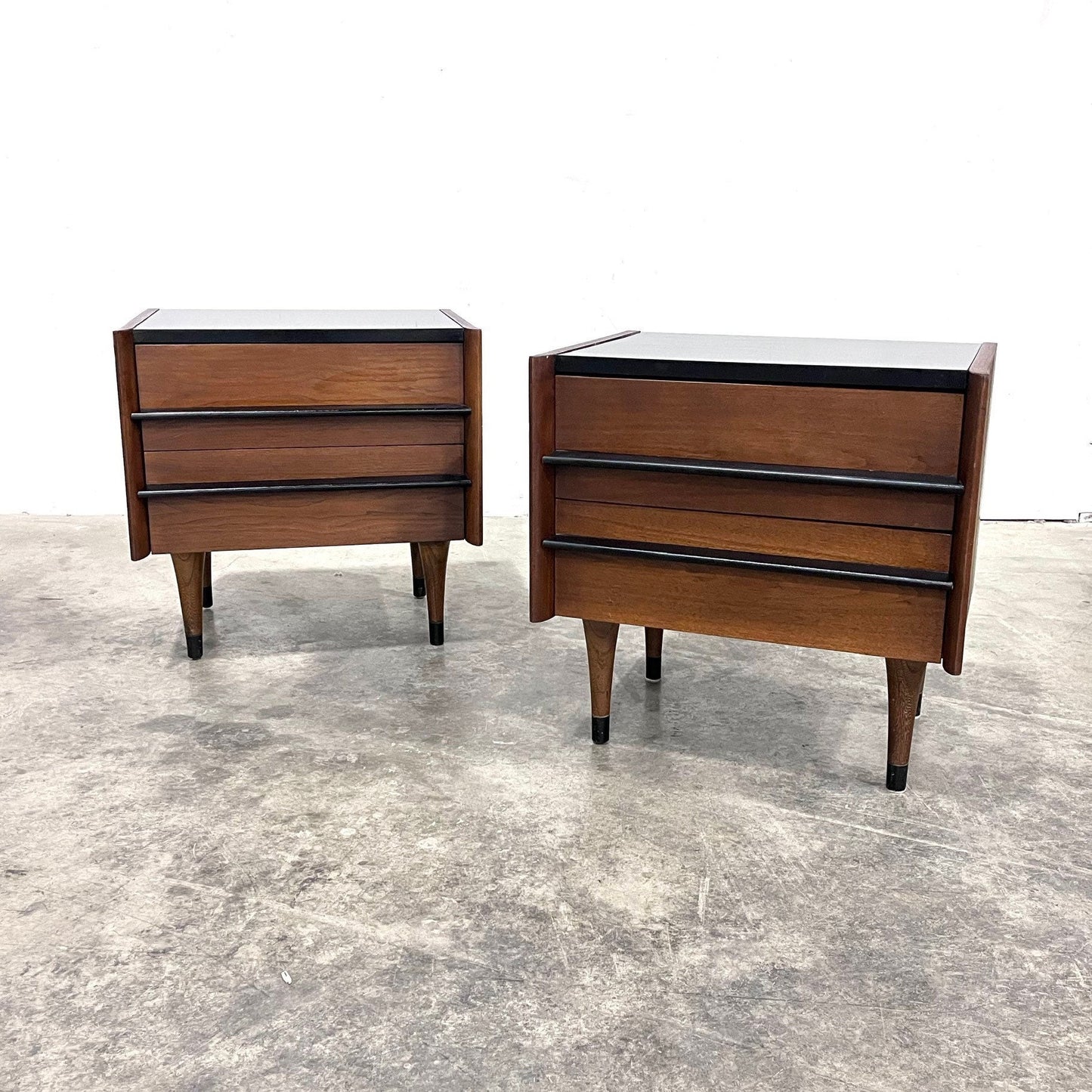 American of Martinsville Mid Century Modern Nightstands Pair Circa 1960’s