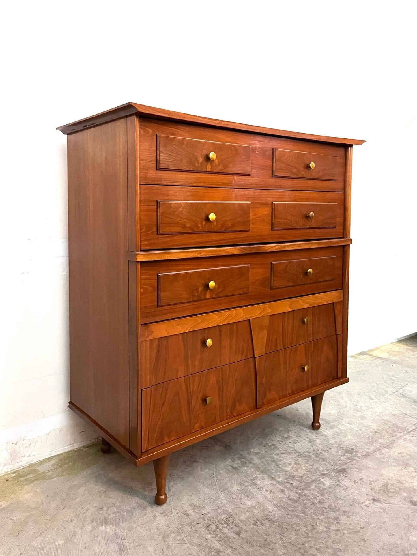 Vintage Mid Century Modern Tallboy 5 Drawer Tall Dresser c. 1960s