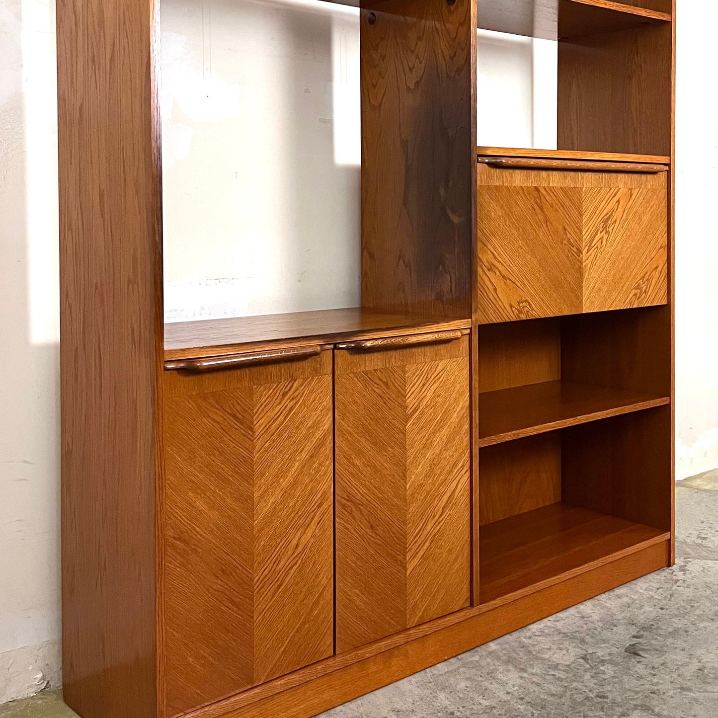 Scandinavian Oak Mid Century Modern Room Divider Bookcase Wall Unit c. 1960s