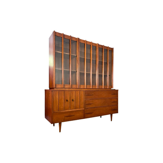 Young Manufacturing Mid Century Modern Sculpted 2 Piece China Cabinet Hutch c. 1960s