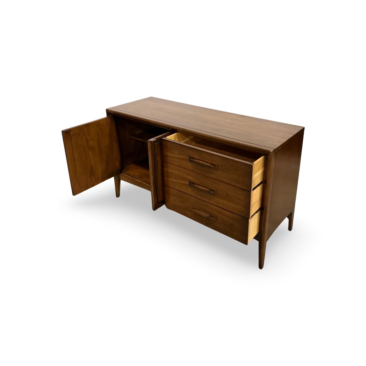 Three Drawers with Sculptural Wood Handles - Broyhill Emphasis